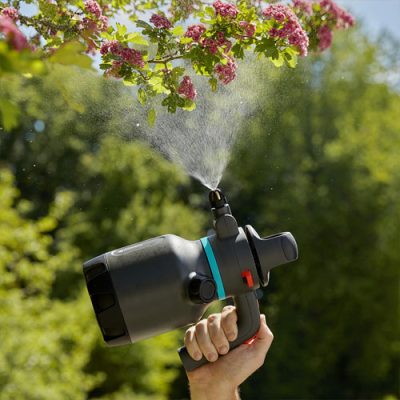 Bình tưới cây áp suất 1.2 lít Gardena 11120-20