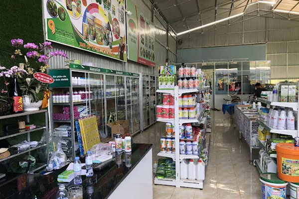 Cửa hàng vật tư nông nghiệp Năm Dũng
