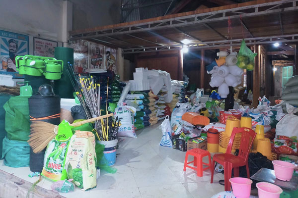 Cửa hàng vật tư nông nghiệp Hợp Mùi