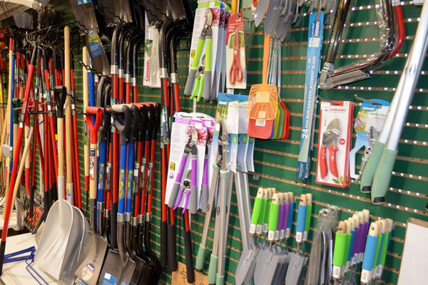 Cửa hàng kéo cắt cành Nhật Bản