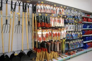 Cửa hàng kéo cắt cành Nhật Bản